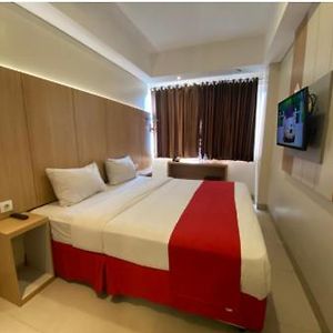 Kamar double standard
